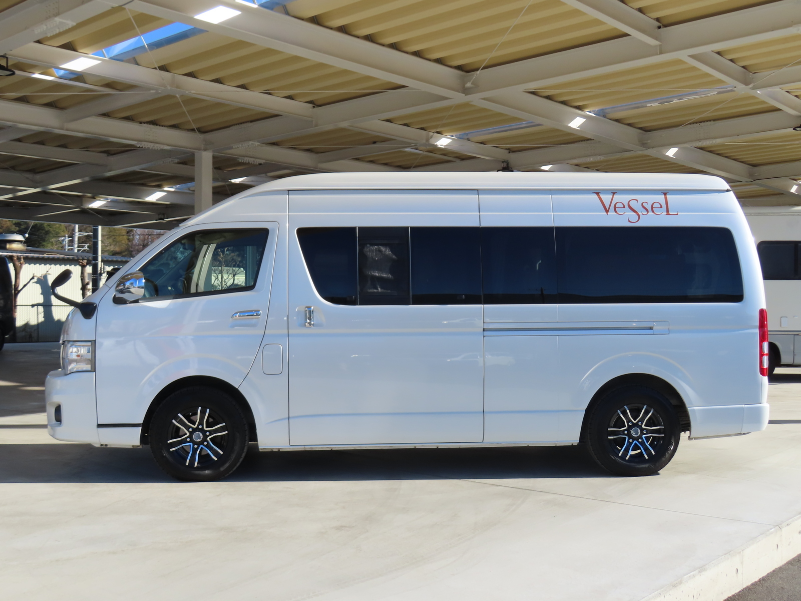 キャンピングカーバンコン