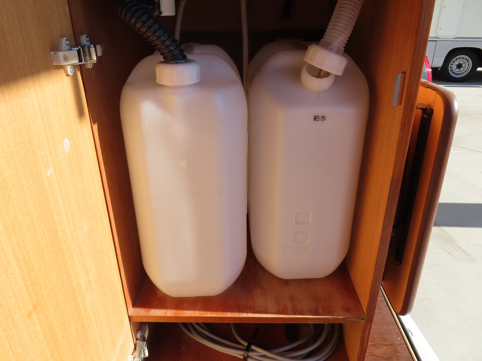 キャンピングカーバンコン