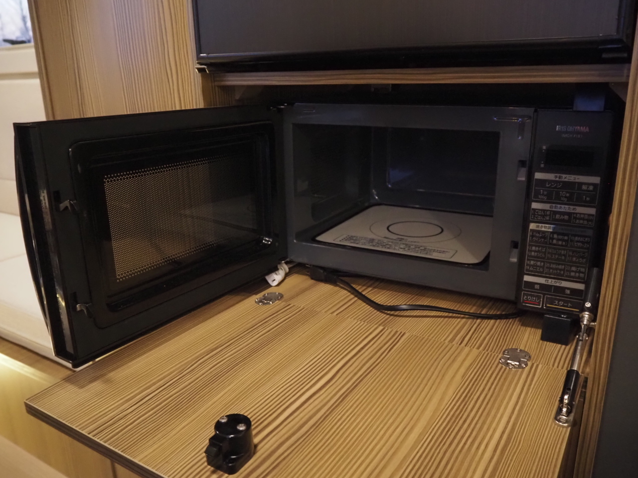 キャンピングカーキャブコン