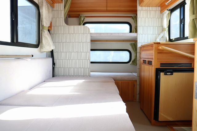 キャンピングカーキャブコン