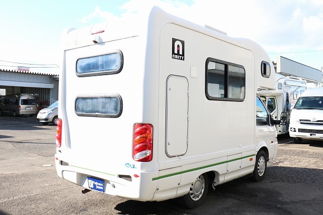 キャンピングカーキャブコン