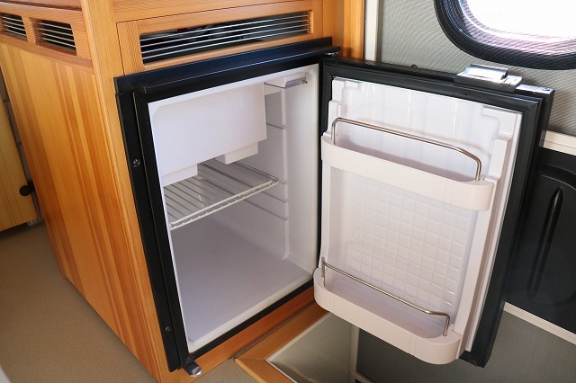 キャンピングカーキャブコン