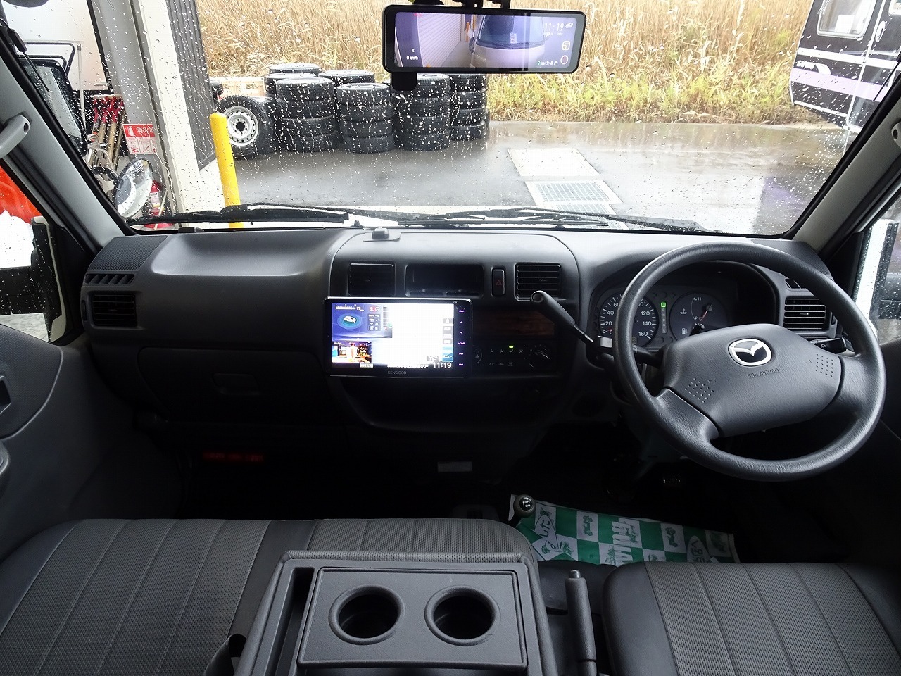 キャンピングカーキャブコン