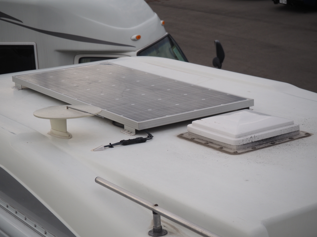 キャンピングカーキャブコン