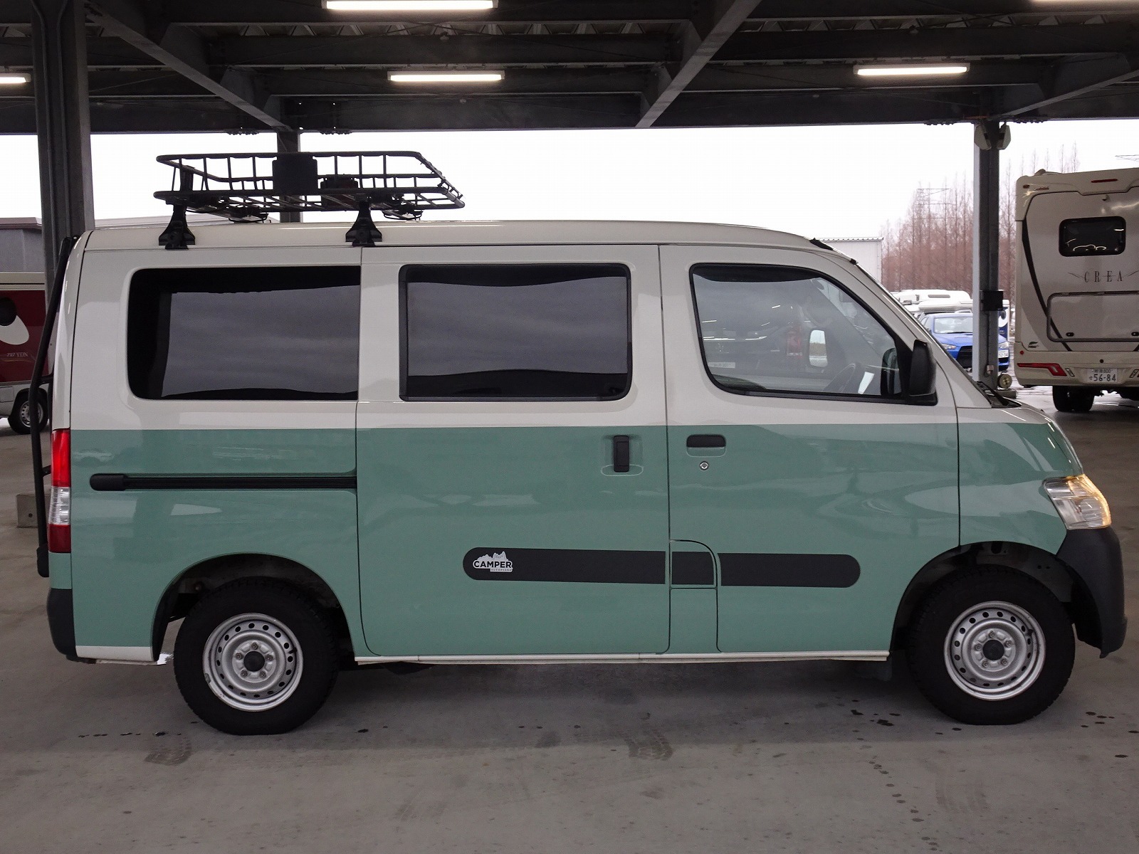 キャンピングカーバンコン