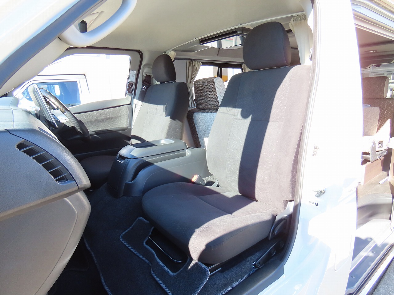 キャンピングカーバンコン