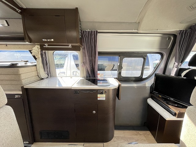 キャンピングカーバンコン