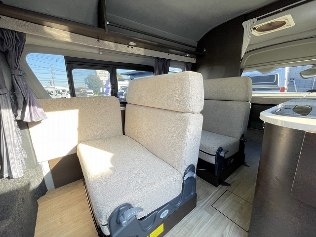 キャンピングカーバンコン