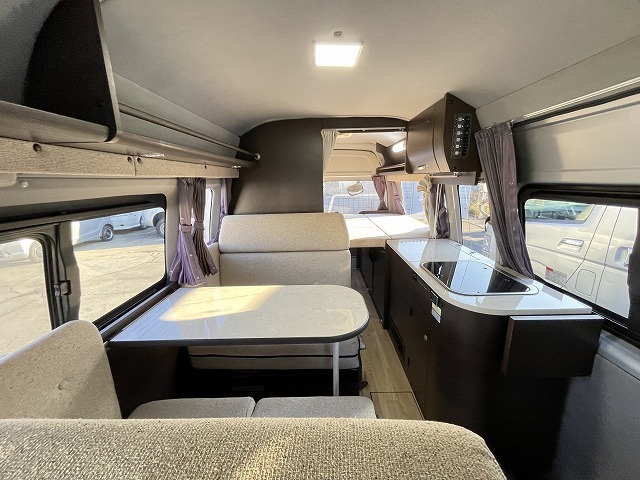 キャンピングカーバンコン