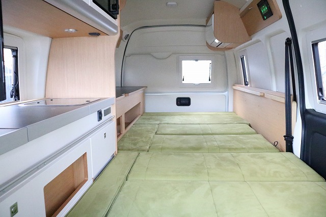 キャンピングカーバンコン