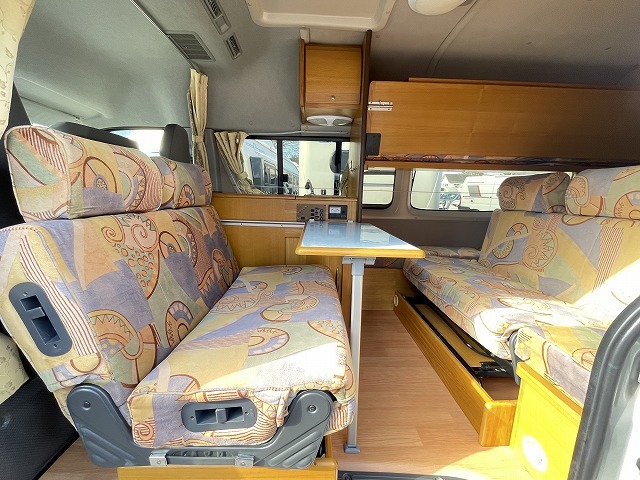 キャンピングカーバンコン