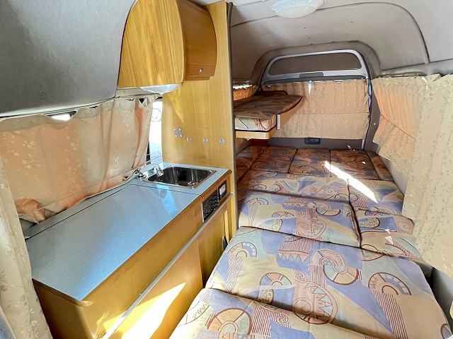 キャンピングカーバンコン