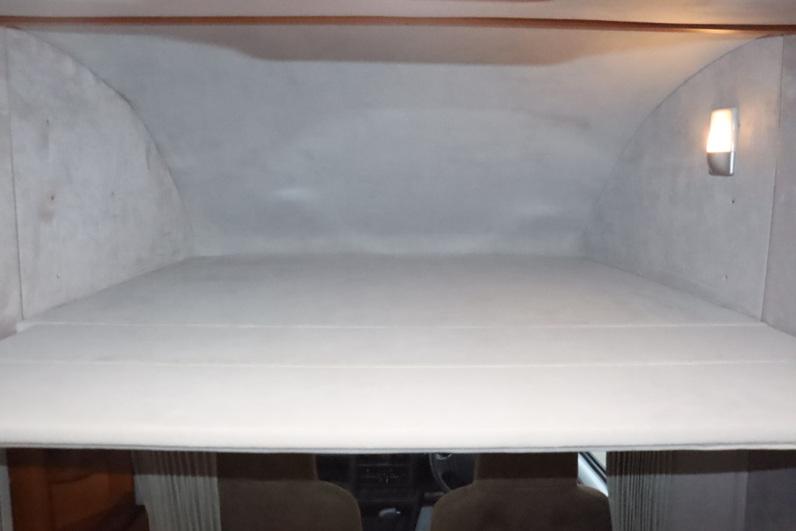 キャンピングカー軽キャンパー