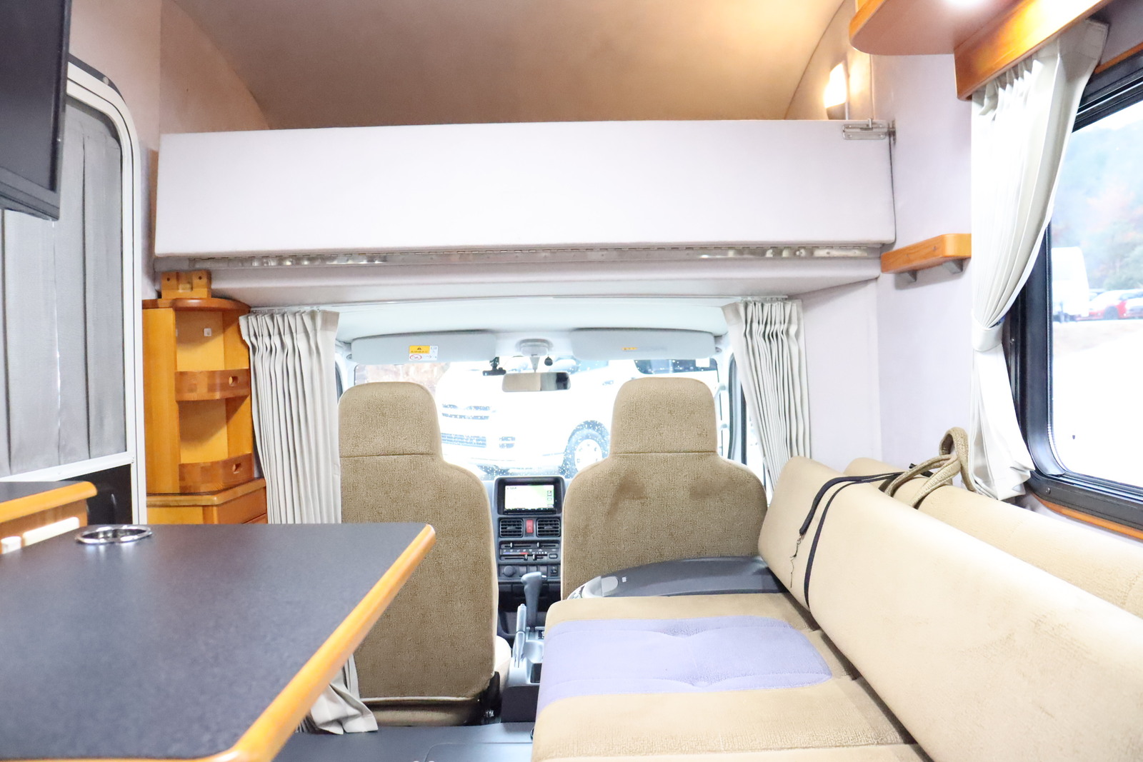 キャンピングカー軽キャンパー