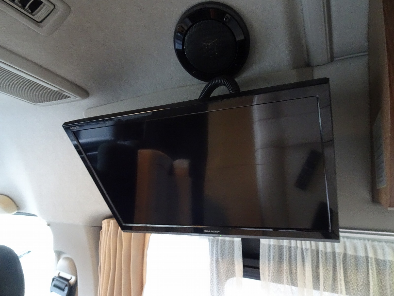 キャンピングカーバンコン