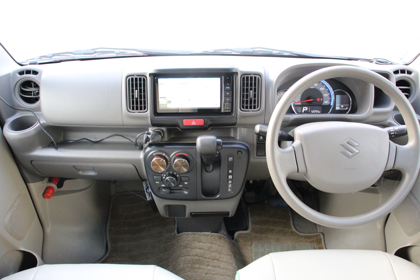 キャンピングカー軽キャンパー