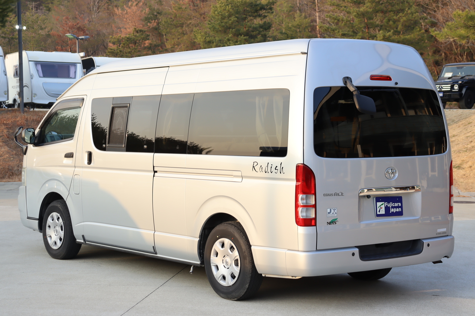 キャンピングカーバンコン