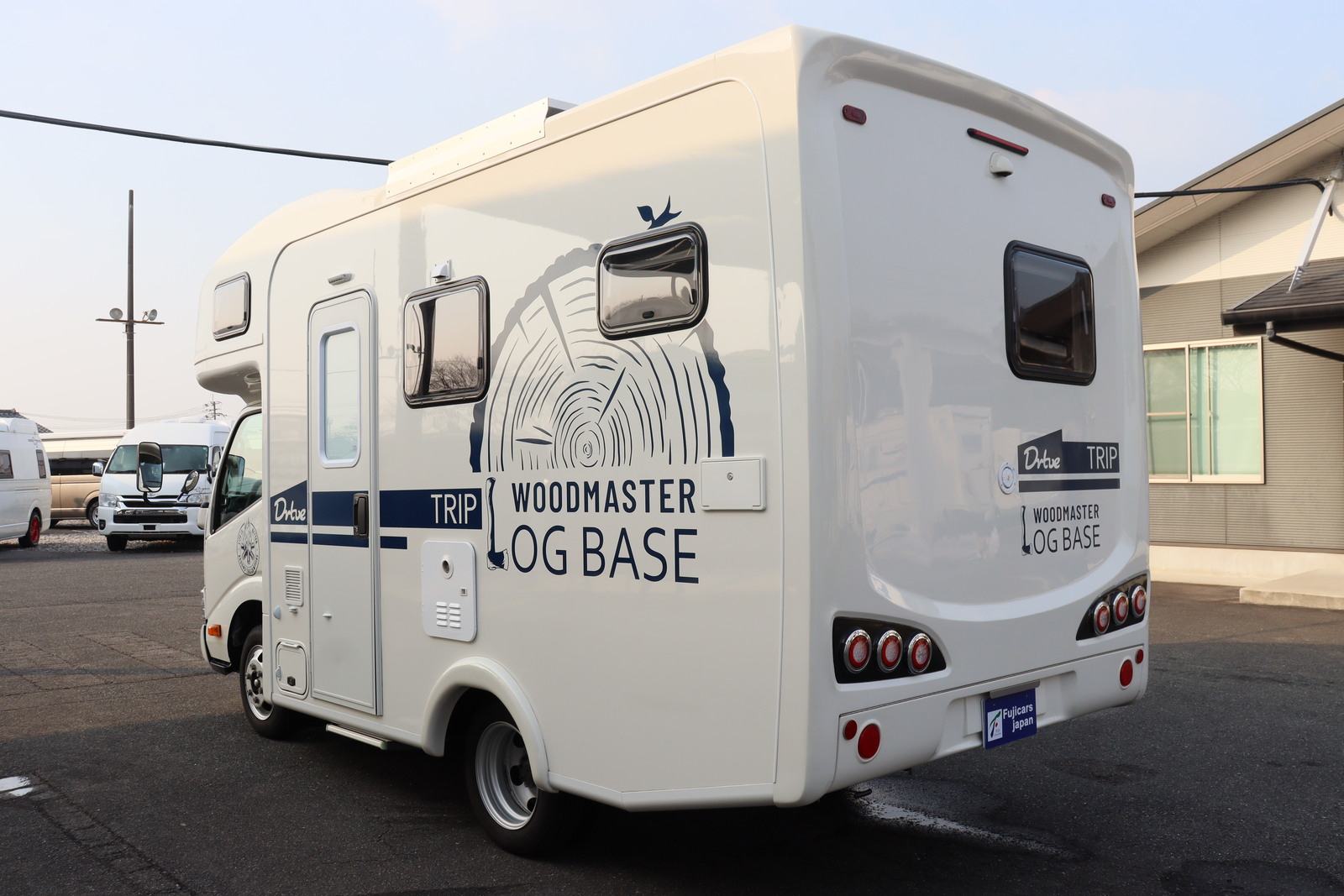 キャンピングカーキャブコン