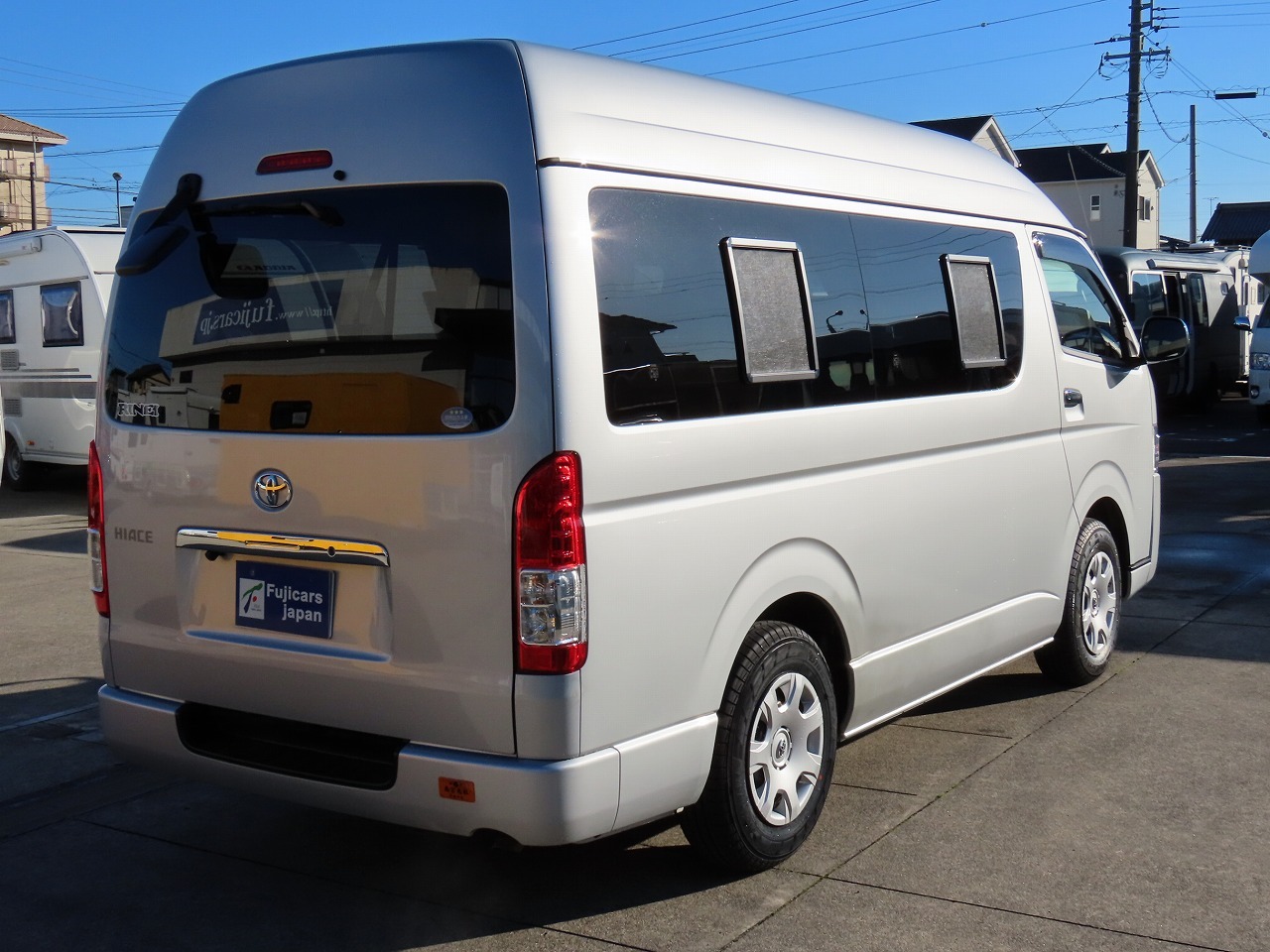 キャンピングカーバンコン