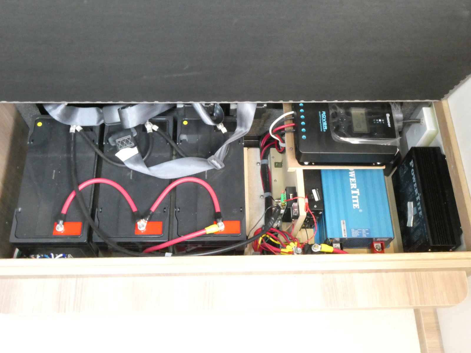 キャンピングカーキャブコン