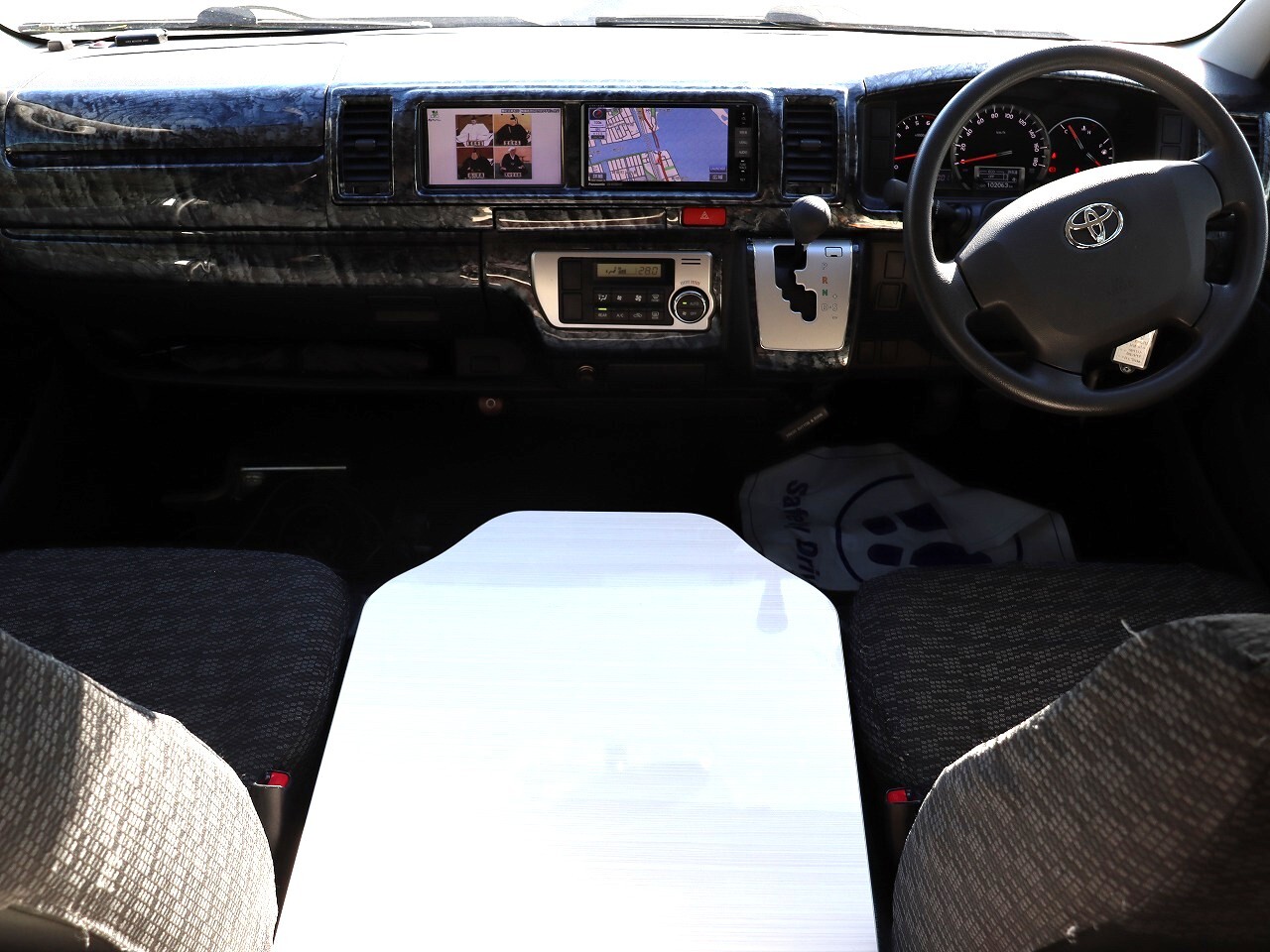 キャンピングカーバンコン