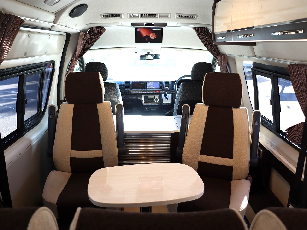 キャンピングカーバンコン