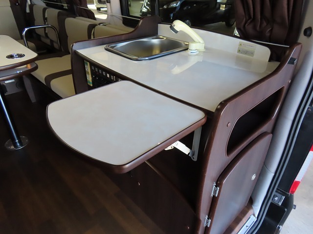 キャンピングカーバンコン