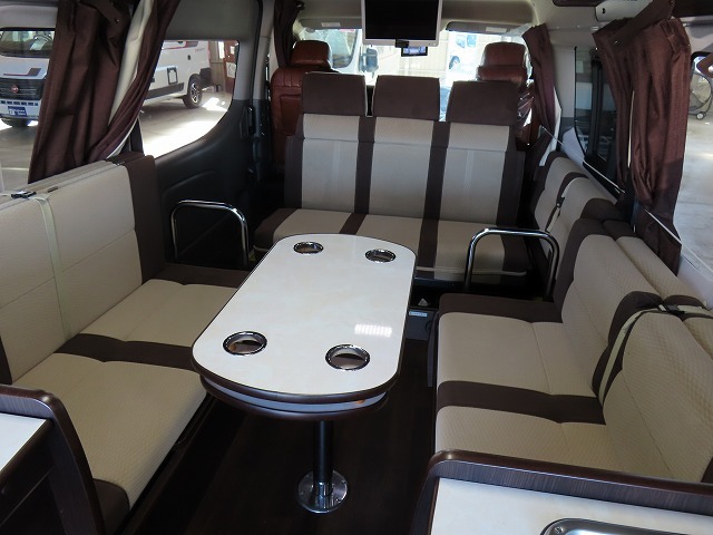 キャンピングカーバンコン