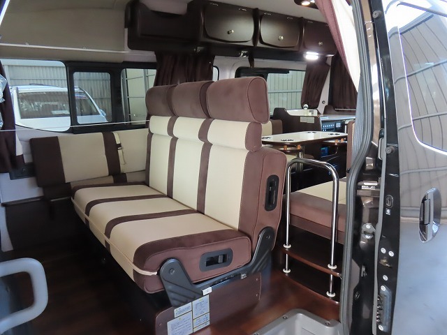 キャンピングカーバンコン