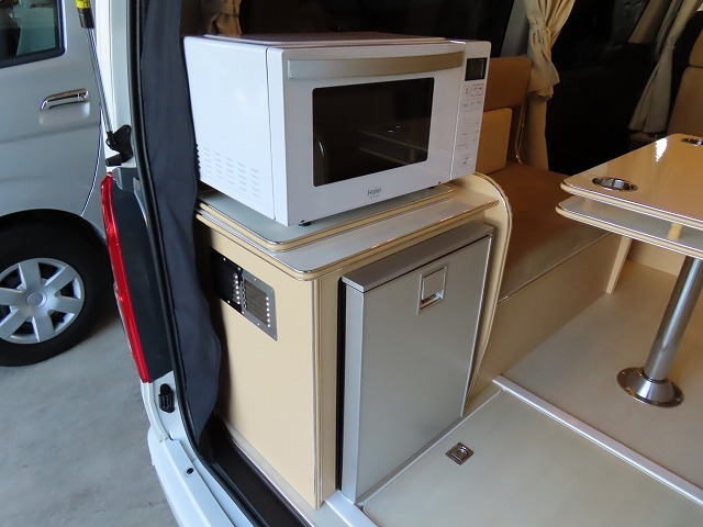 キャンピングカーバンコン