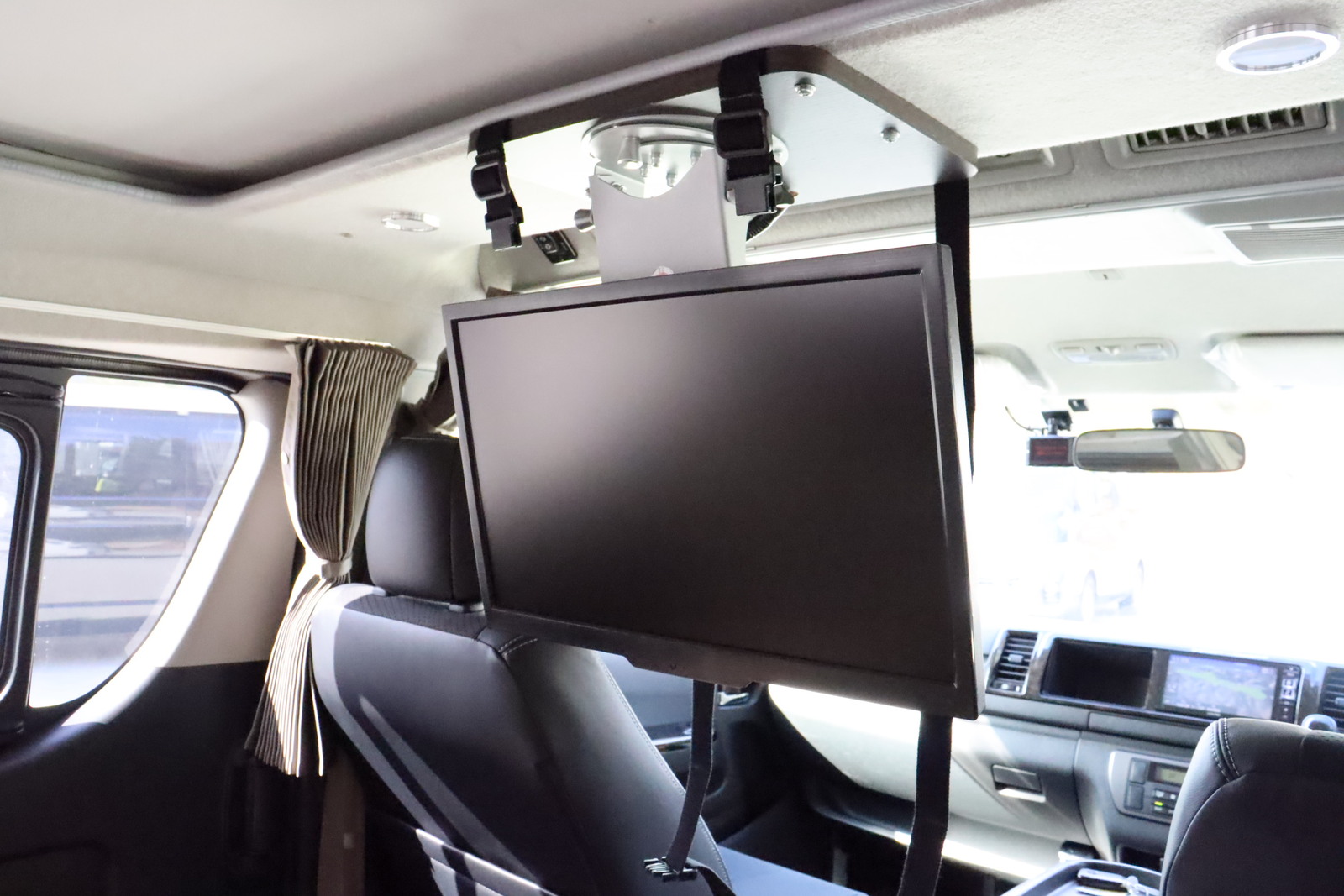 キャンピングカーバンコン