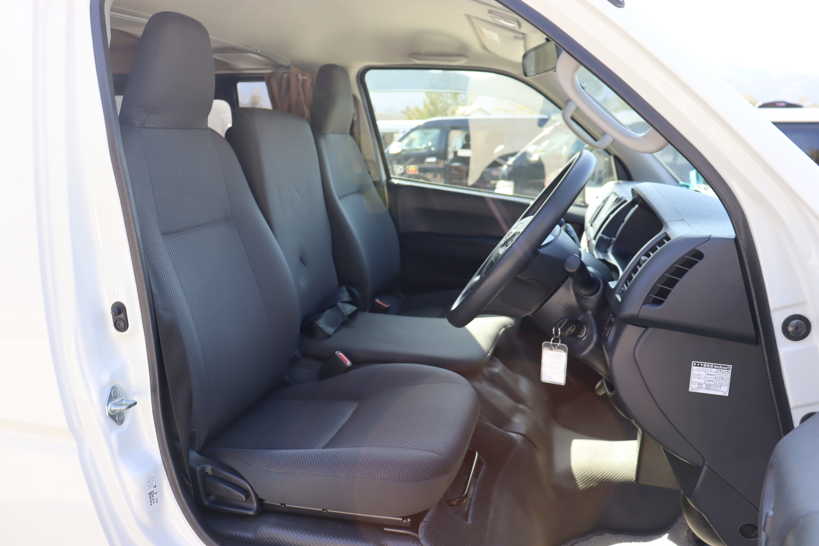 キャンピングカーバンコン