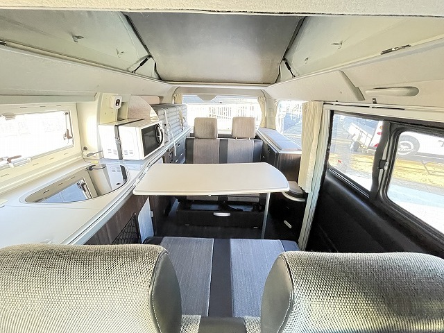 キャンピングカーバンコン