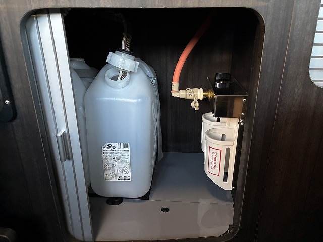 キャンピングカーバンコン