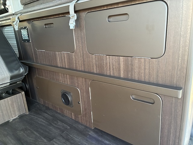 キャンピングカーバンコン