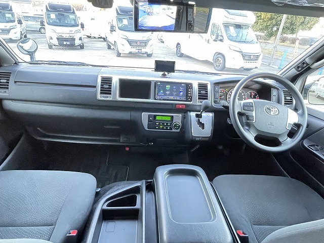 キャンピングカーバンコン