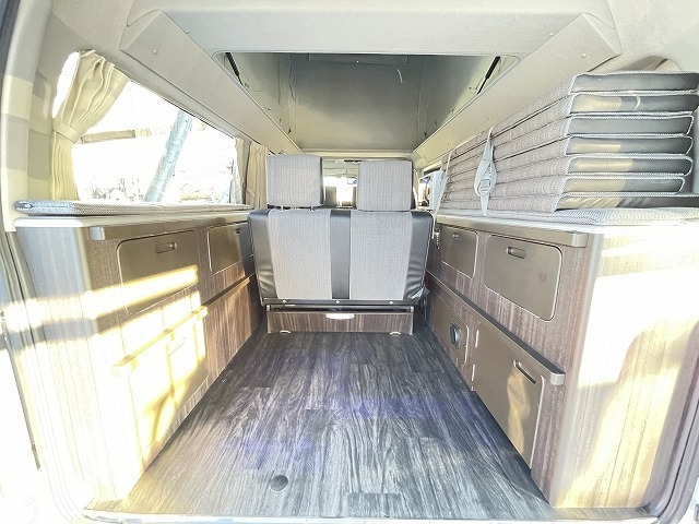 キャンピングカーバンコン