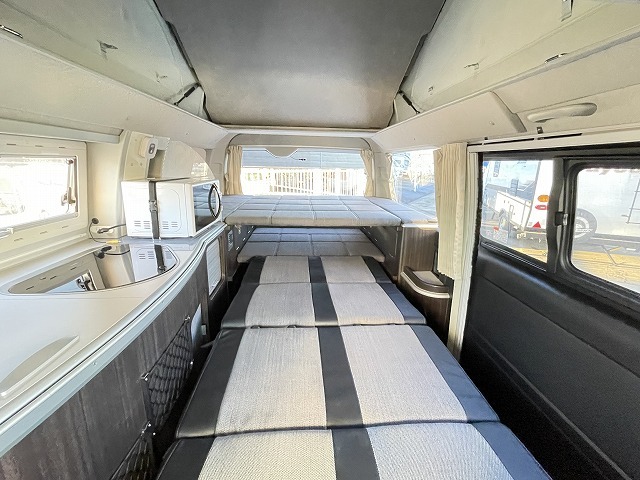 キャンピングカーバンコン