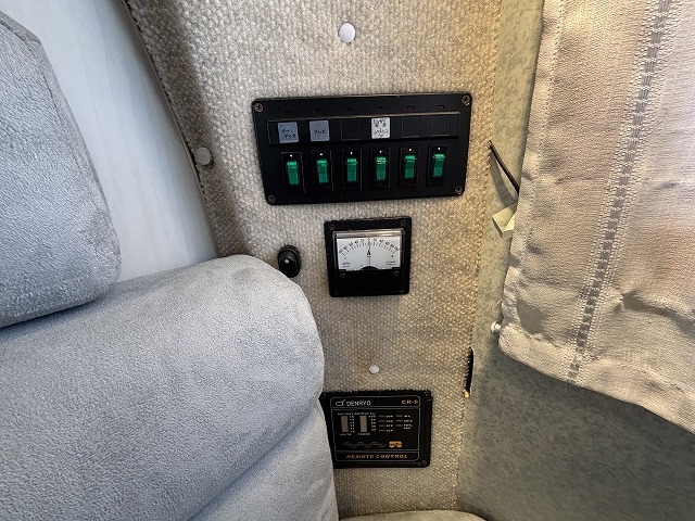 キャンピングカーキャブコン