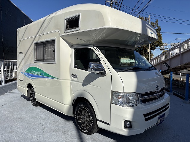 キャンピングカーキャブコン