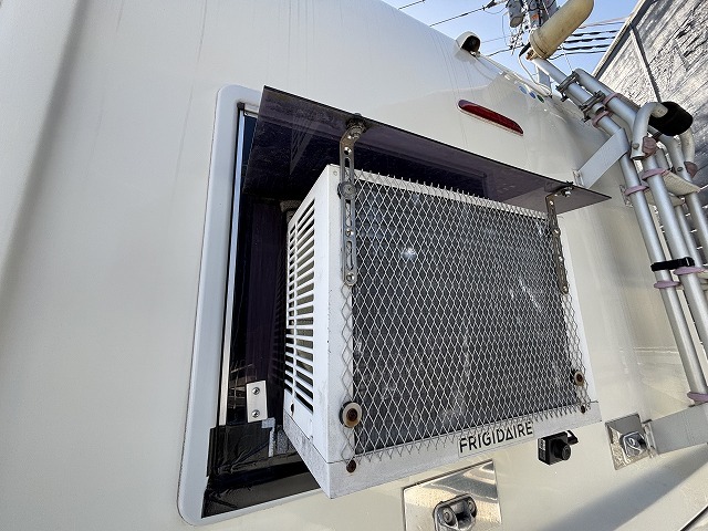 キャンピングカーキャブコン