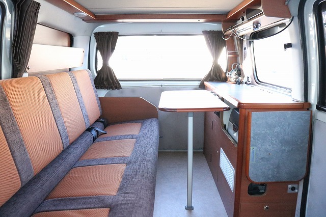 キャンピングカーバンコン