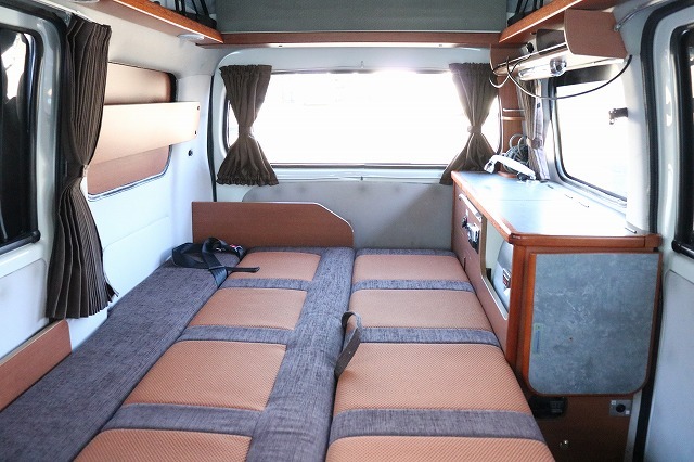 キャンピングカーバンコン