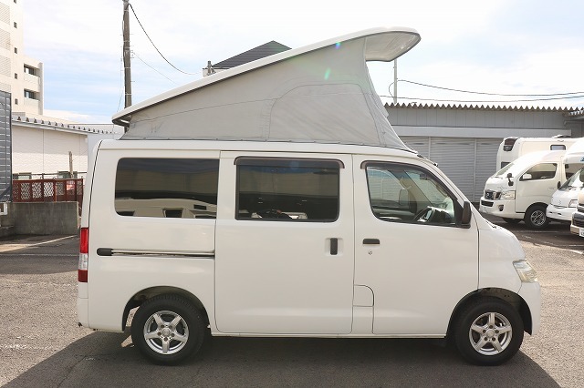 キャンピングカーバンコン