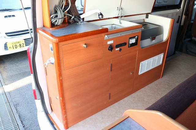 キャンピングカーバンコン