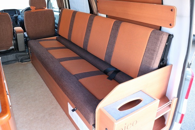 キャンピングカーバンコン