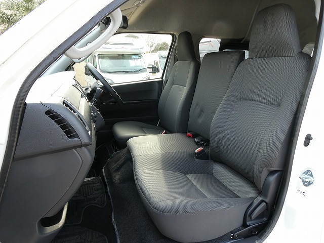 トヨタハイエース