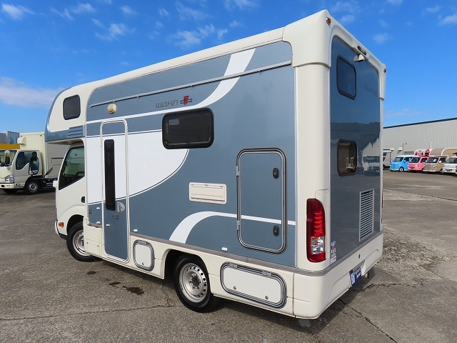 キャンピングカーキャブコン