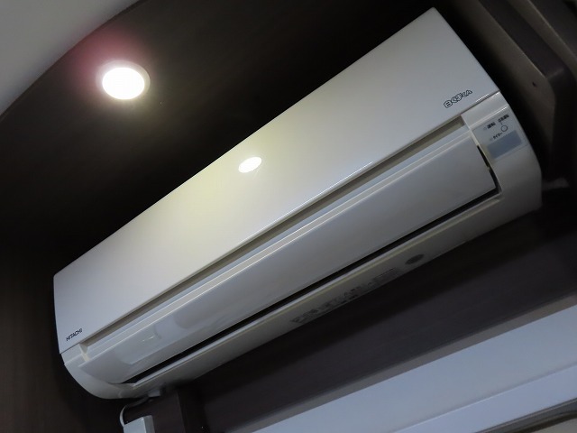 キャンピングカーキャブコン