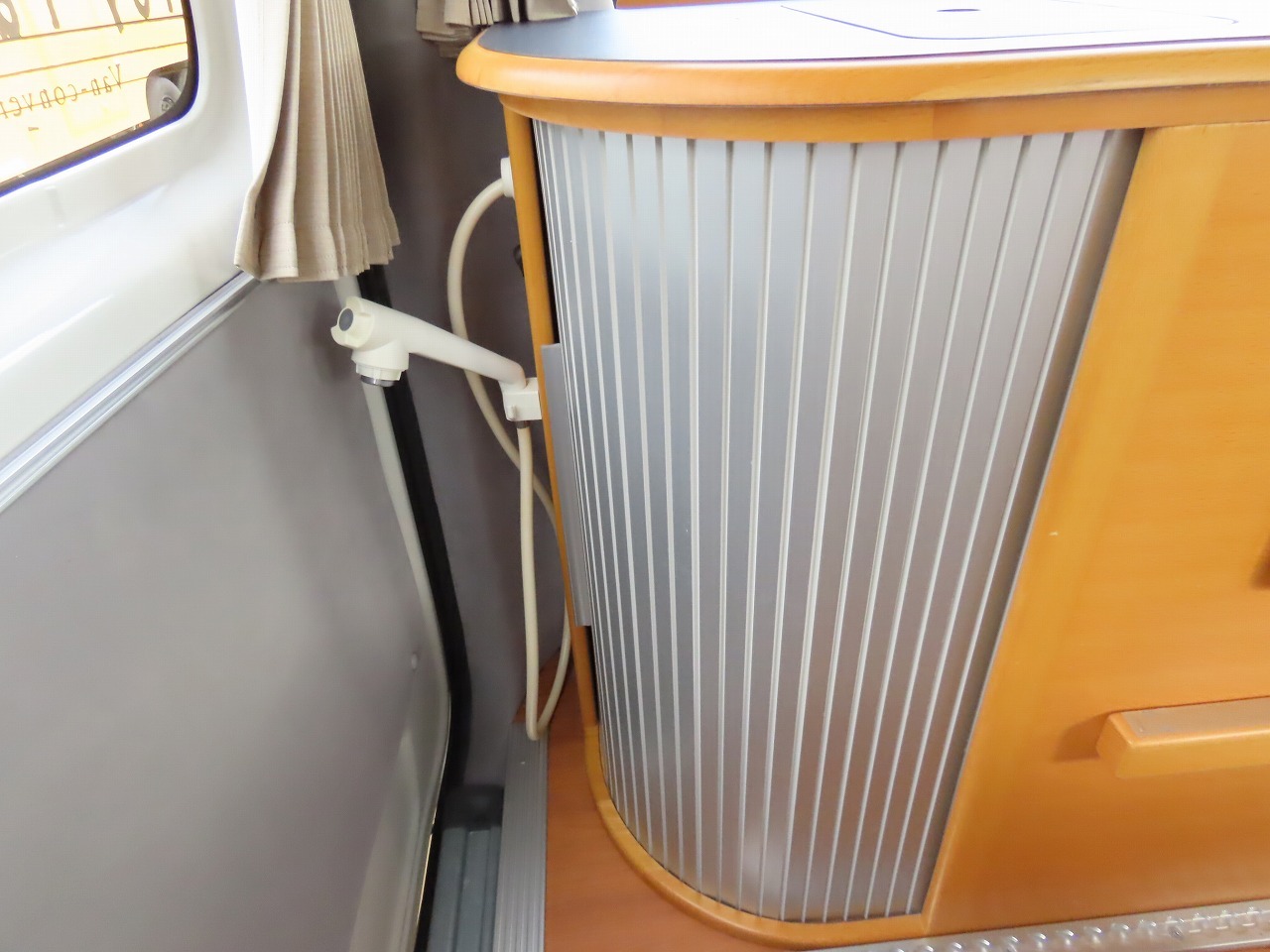 キャンピングカーバンコン